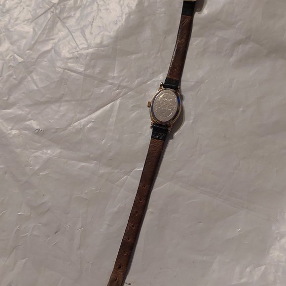 Timex watch - Picture 12 of 12